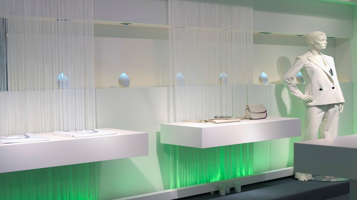image of Philips UV-C luminaires for Retail